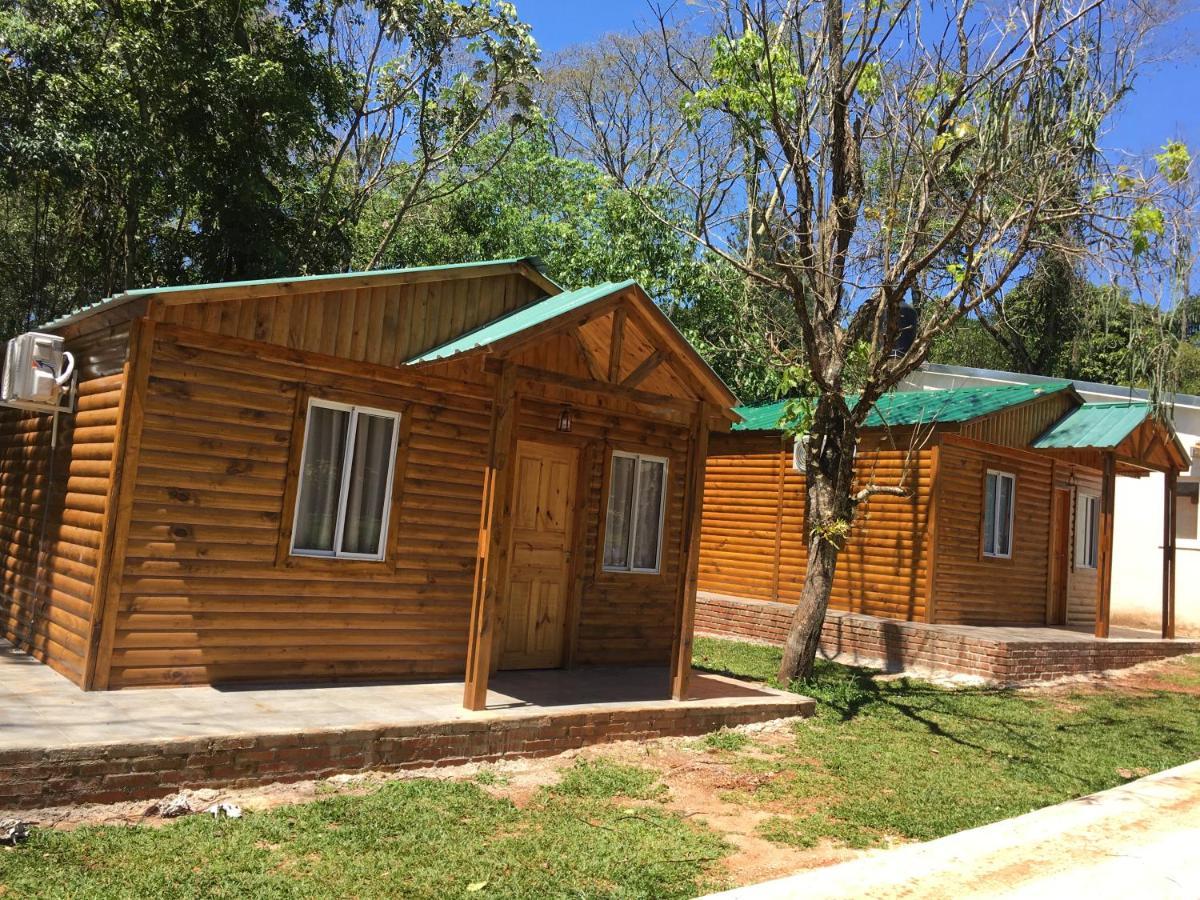 Posada Enki Puerto Iguazú Buitenkant foto