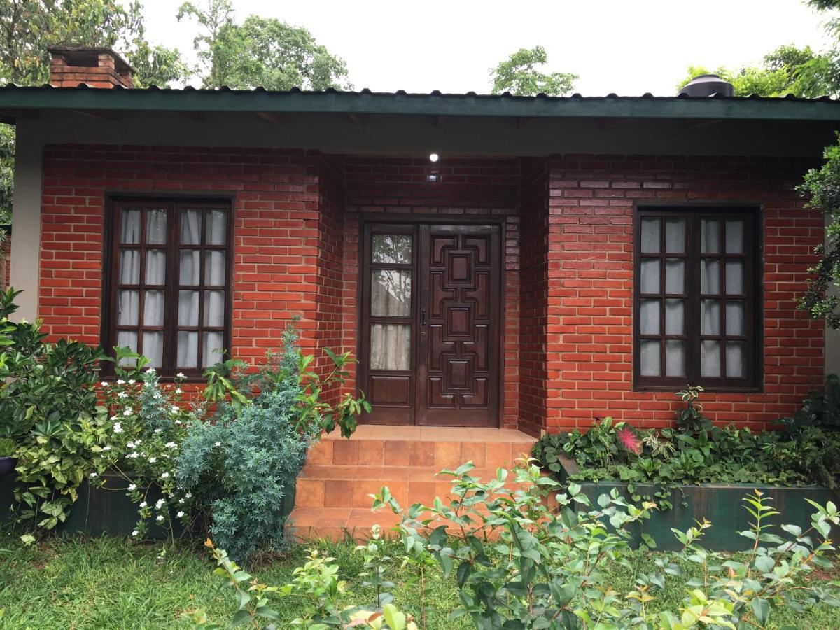 Posada Enki Puerto Iguazú Buitenkant foto